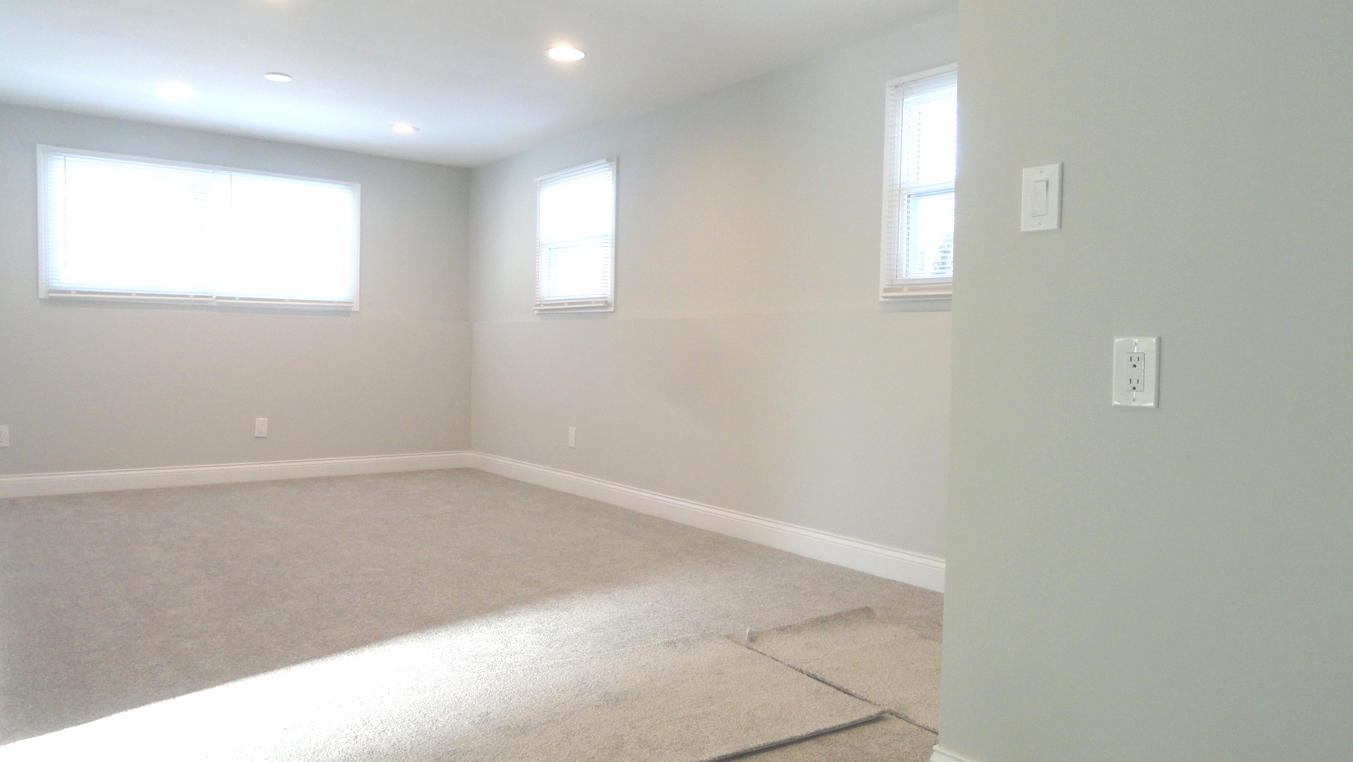 341 Falcon Ridge Way