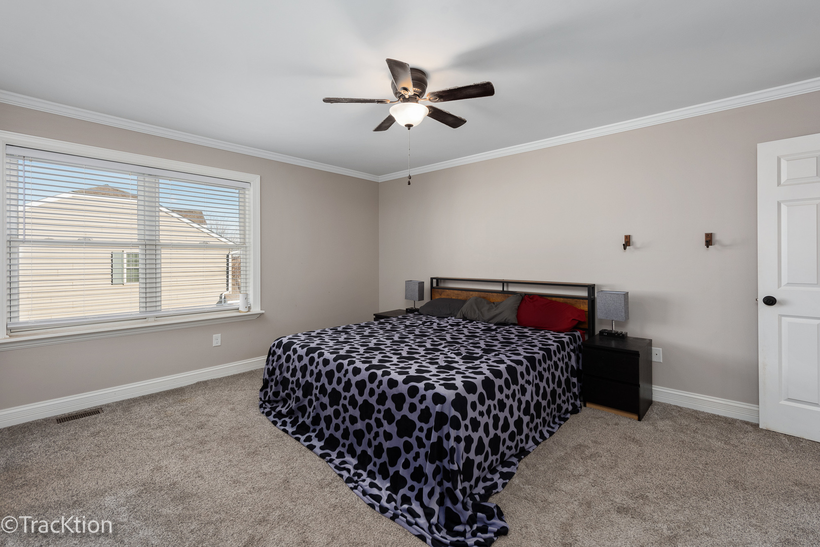 408 N Grainger Lane