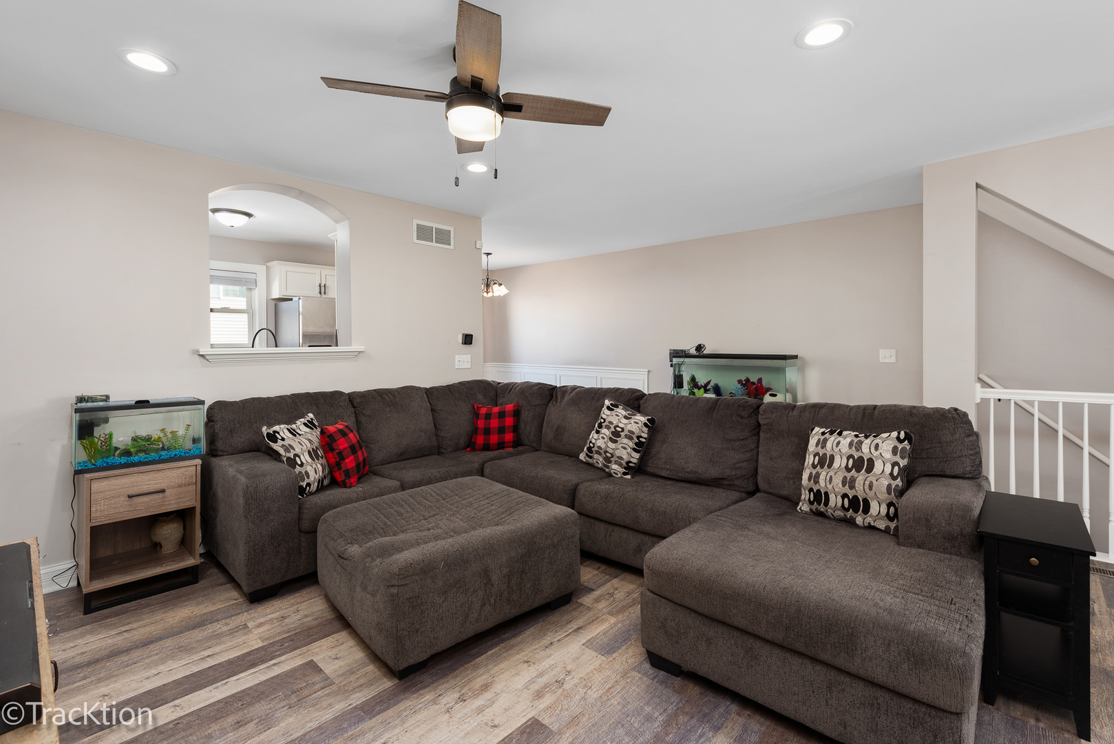 408 N Grainger Lane