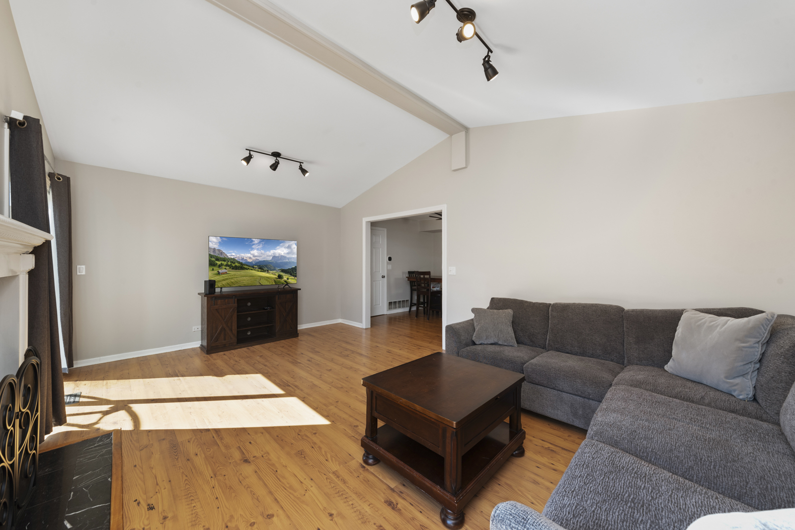 1148 Greensfield Drive