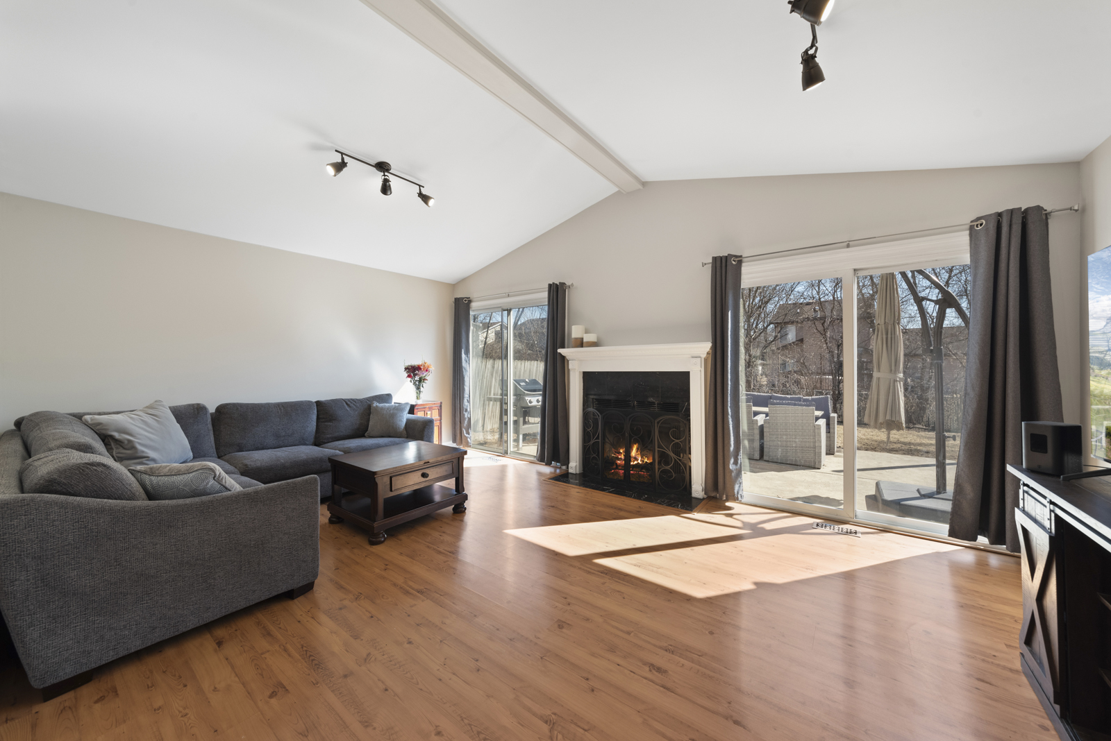 1148 Greensfield Drive