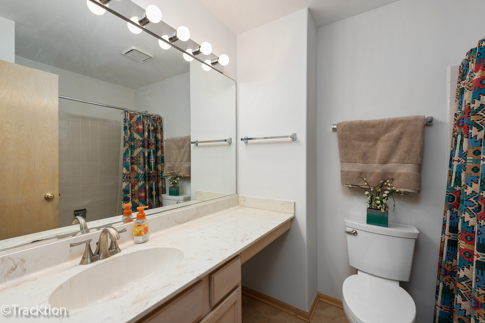 2315 Arquilla Drive Unit: 2315