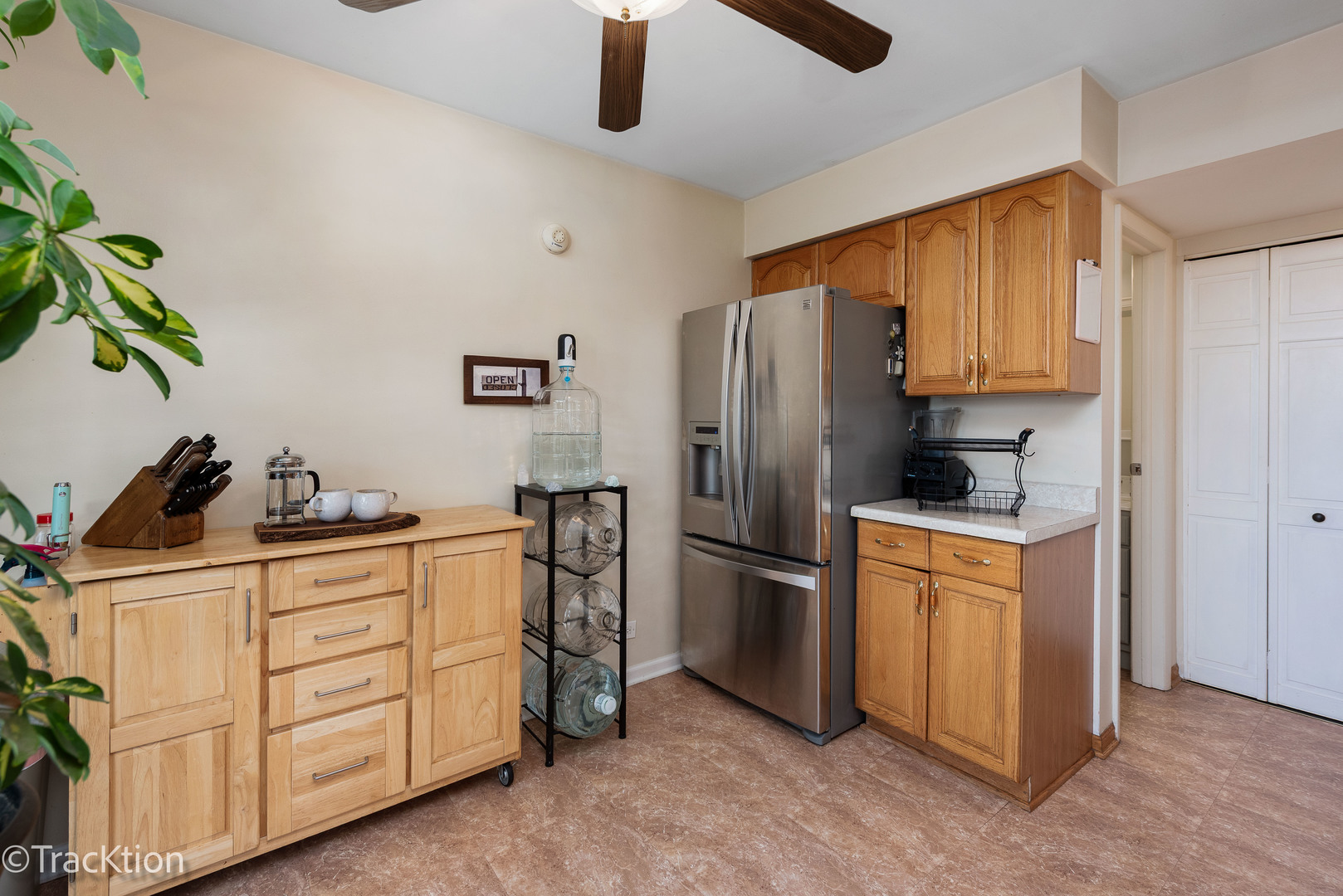 7330 Winthrop Way Unit: 18-1