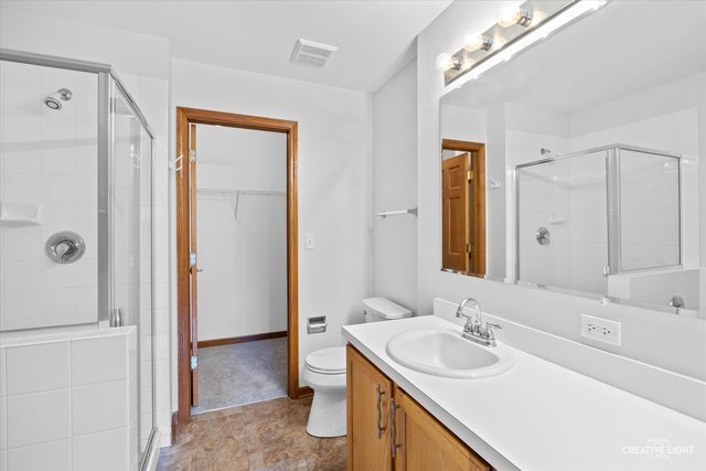 2216 Hillsboro Court Unit: 2216