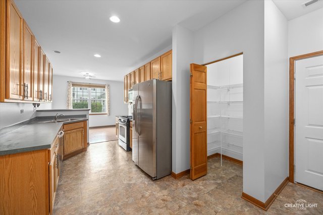 2216 Hillsboro Court Unit: 2216