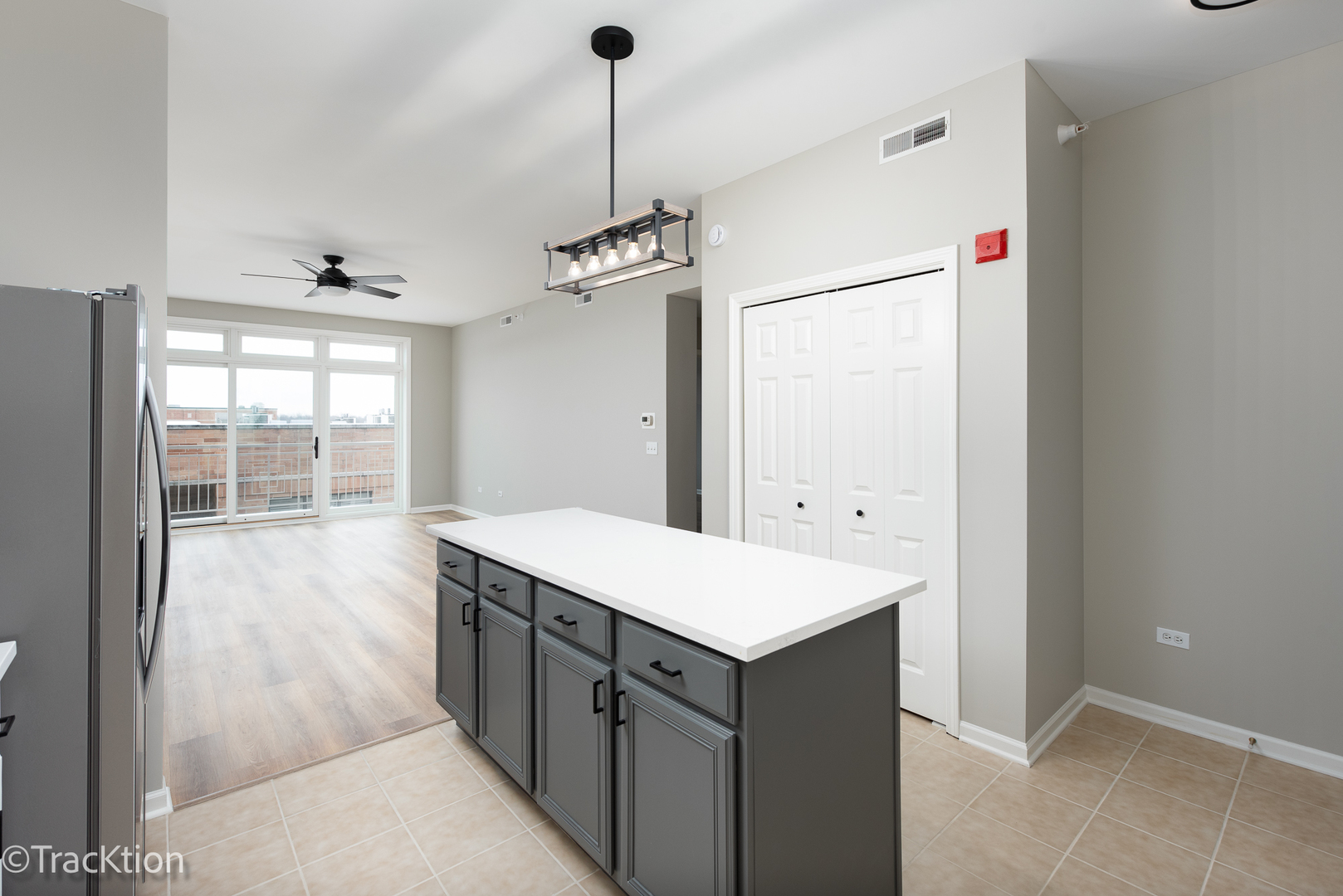 1 S Lincoln Avenue S Unit: 408