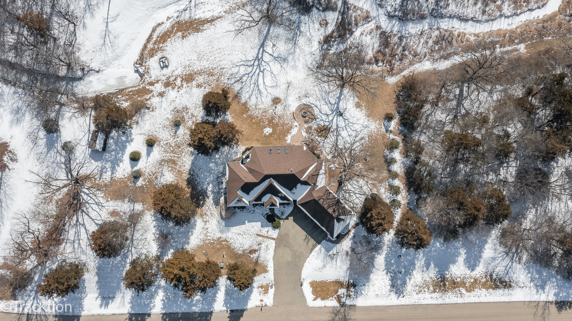 2596 N 3689th Road