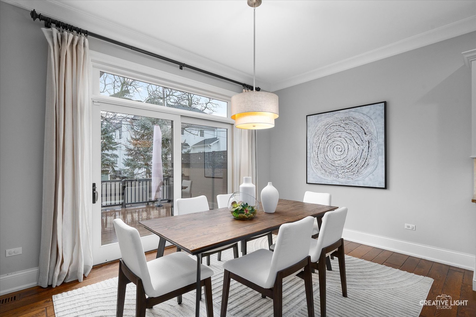 228 W Franklin Avenue