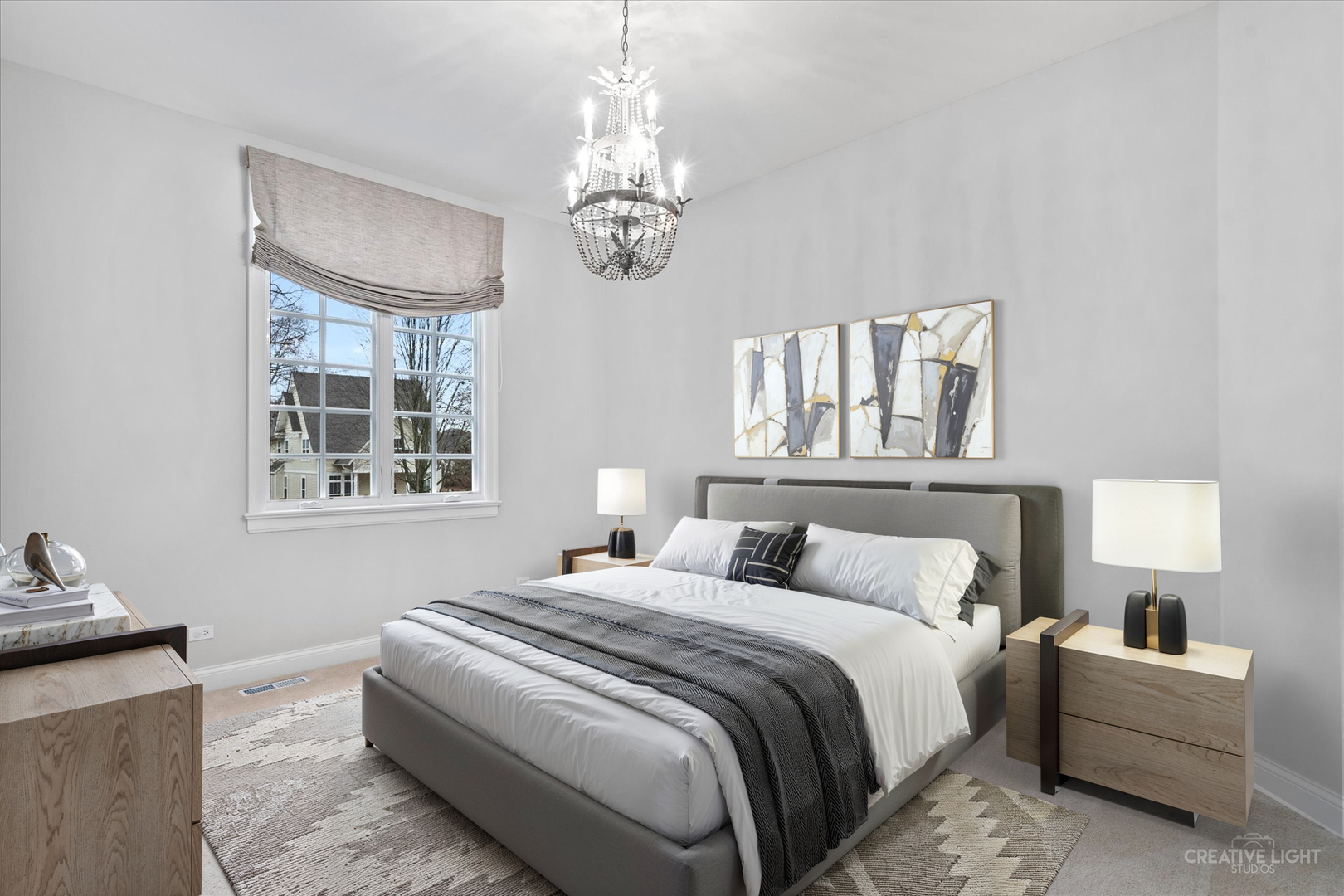 228 W Franklin Avenue