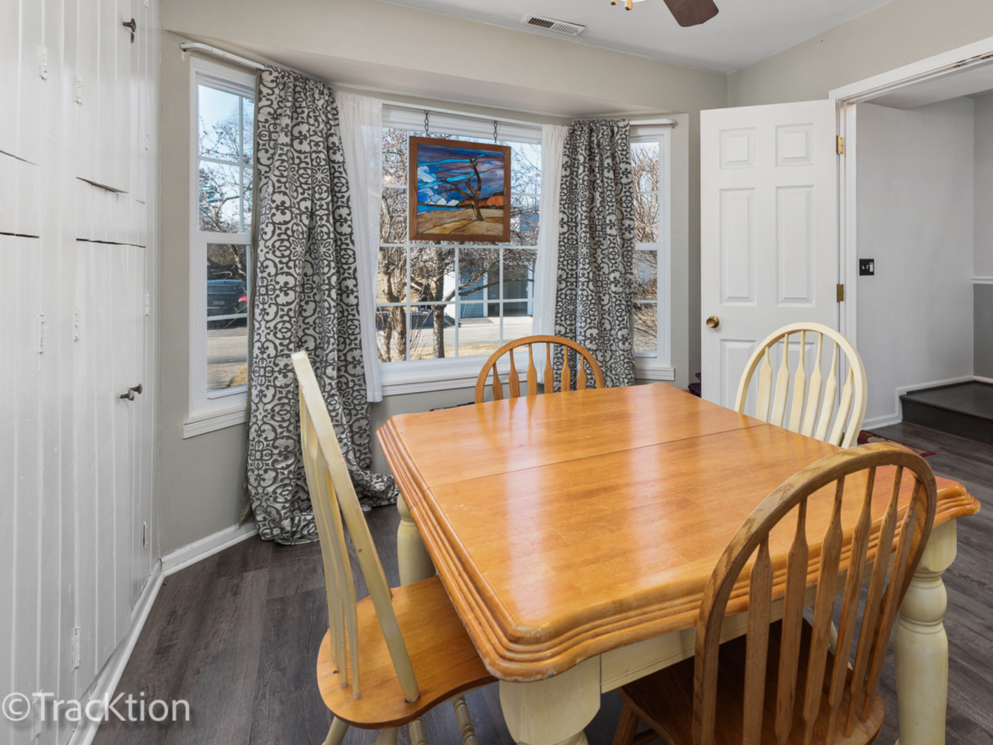 3306 GREENWICH Lane Unit: 3306
