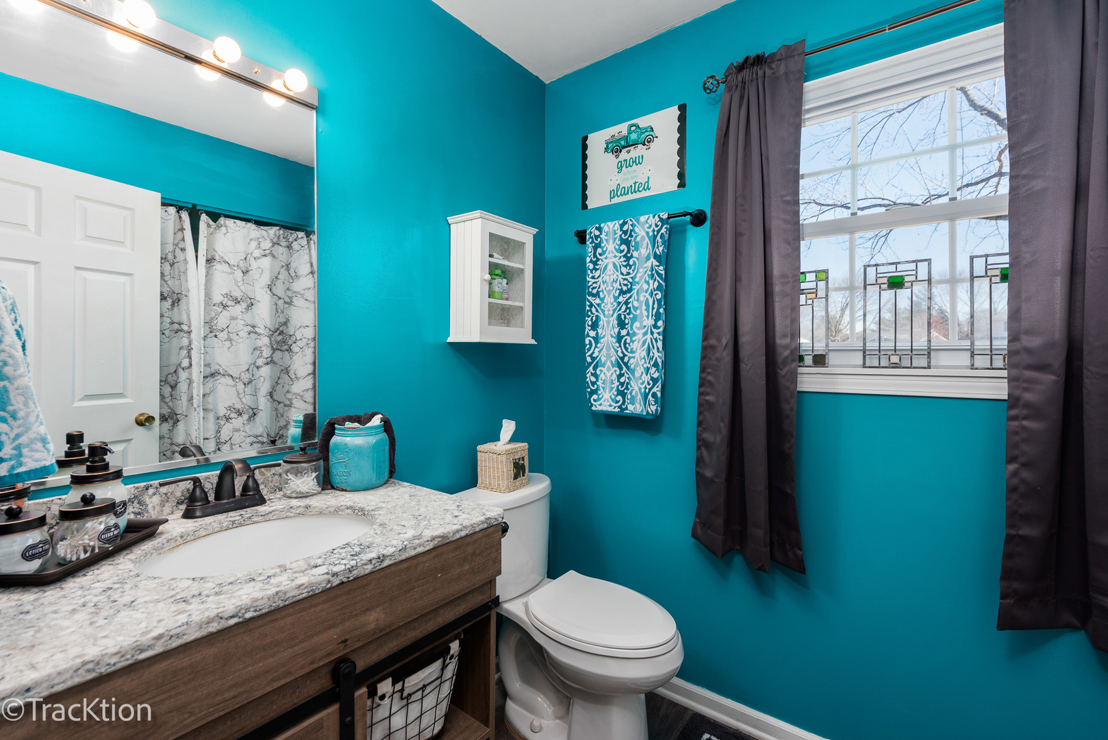 3306 GREENWICH Lane Unit: 3306