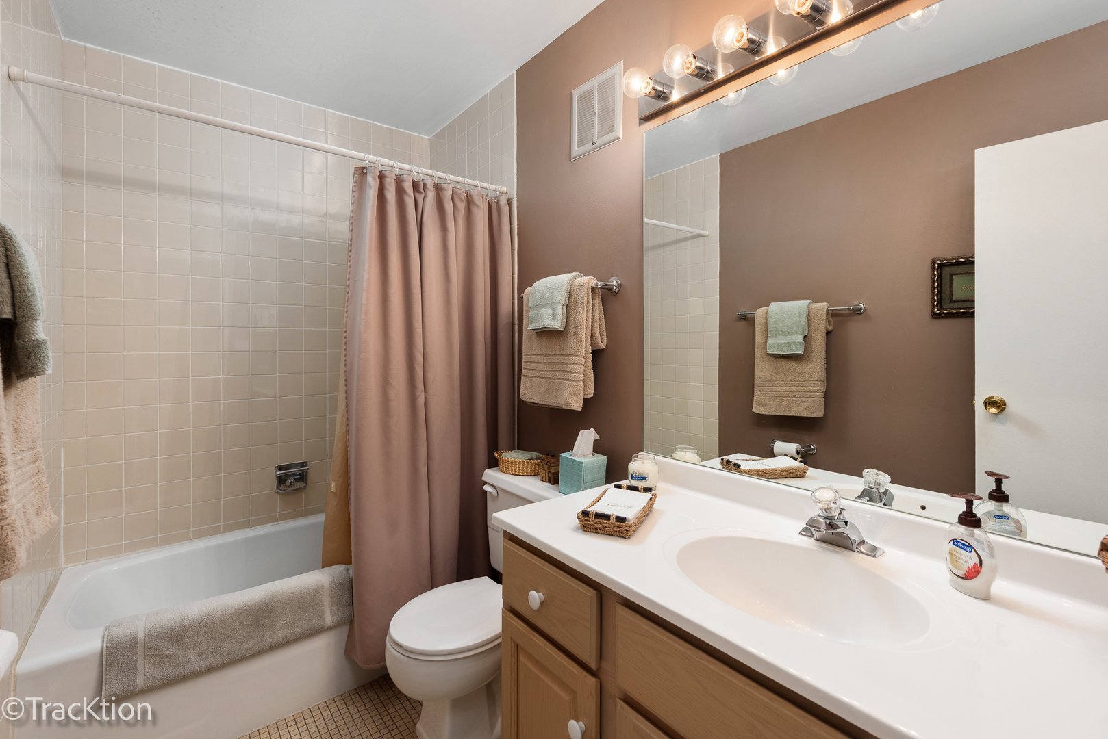 1405 E Central Road Unit: 309B