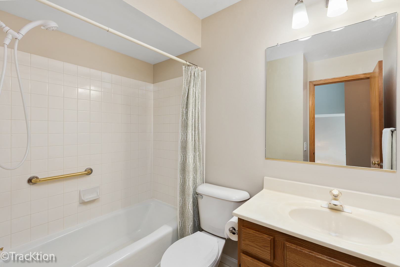 27W220 Chelsea Circle