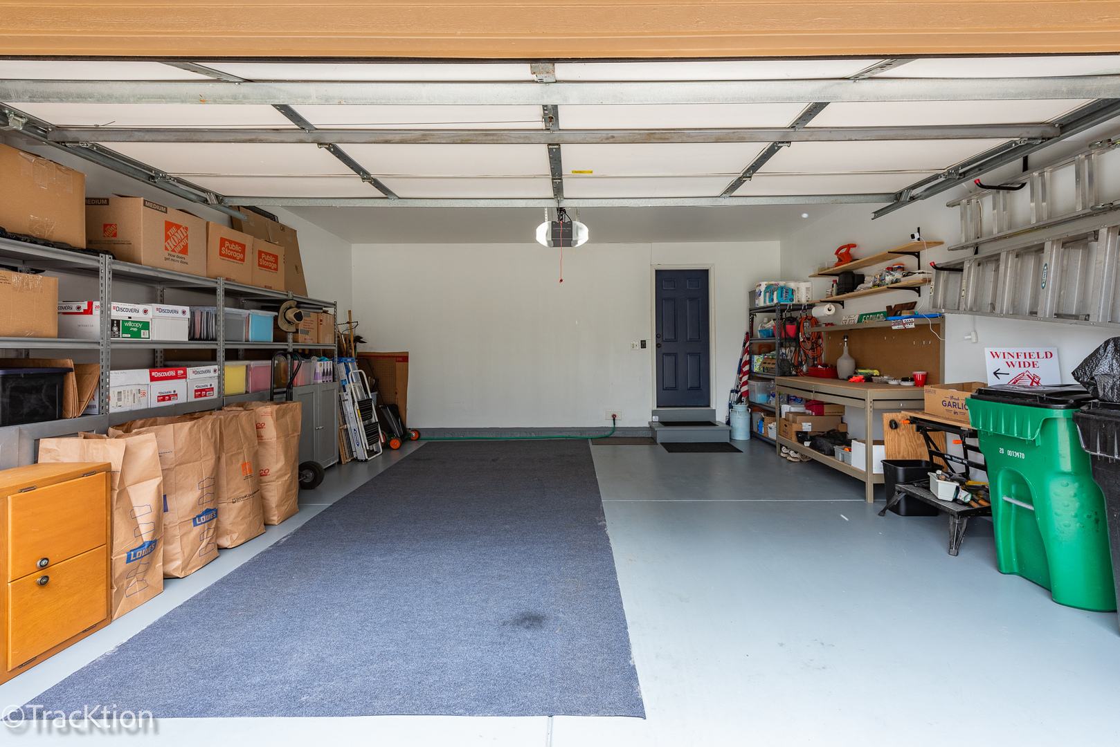 27W220 Chelsea Circle