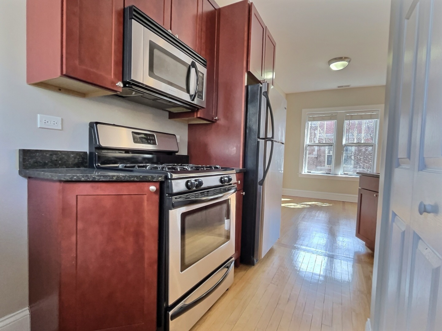 225 N Oak Park Avenue Unit: 3E