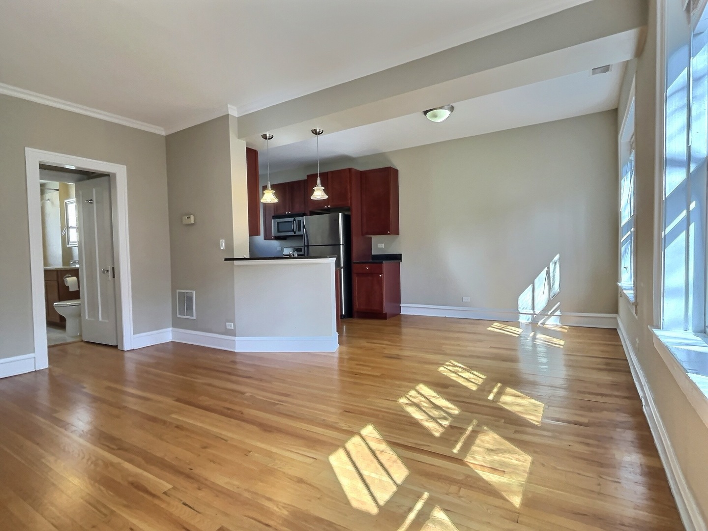 225 N Oak Park Avenue Unit: 3E