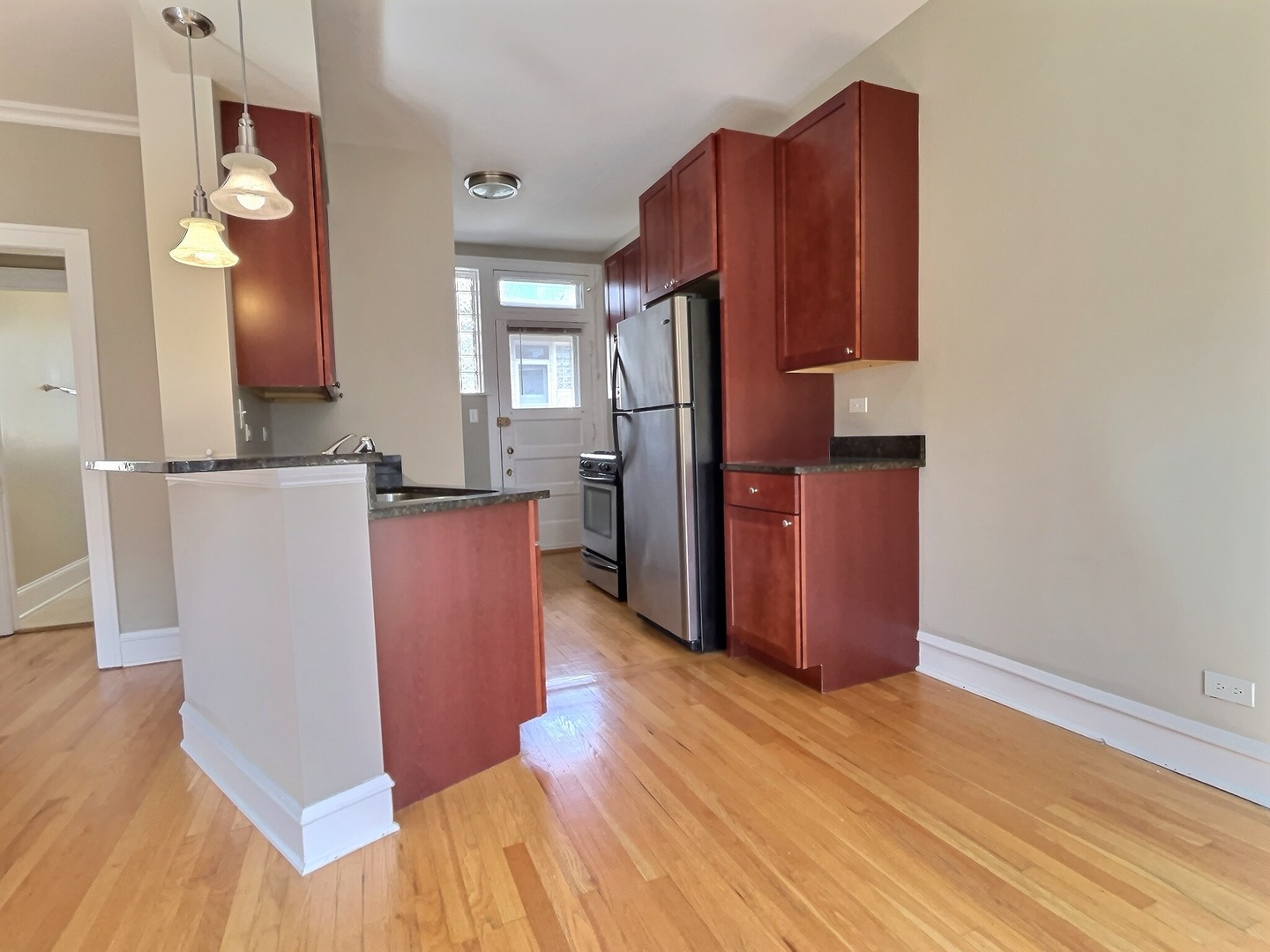 225 N Oak Park Avenue Unit: 3E