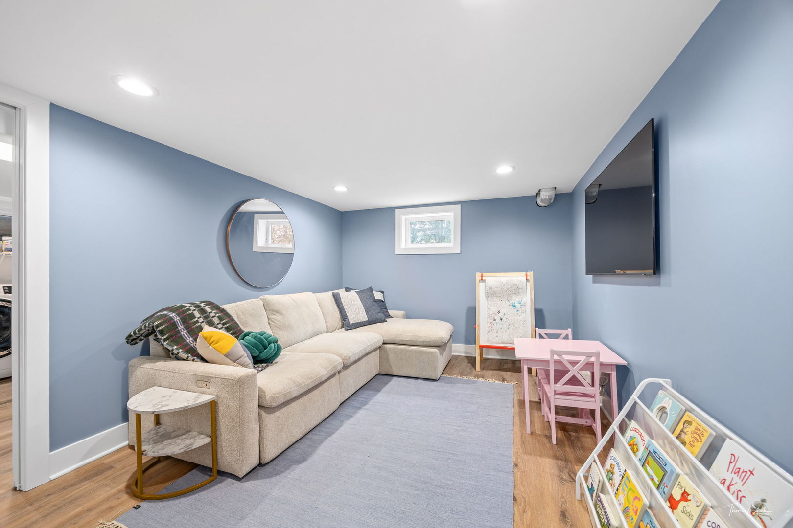 4709 Roslyn Road