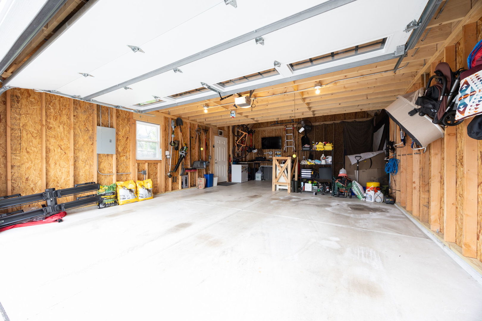 4709 Roslyn Road