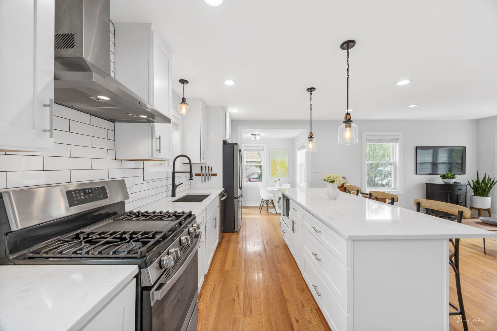 4709 Roslyn Road