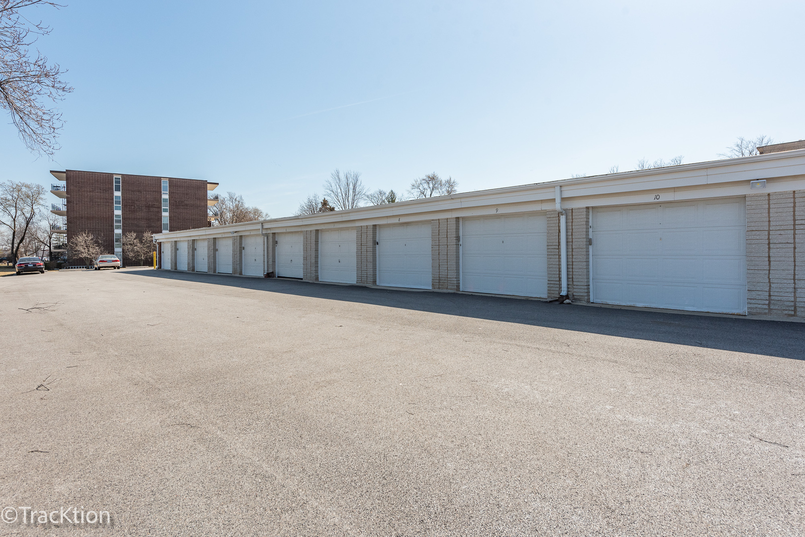 5300 Walnut Avenue Unit: 7C
