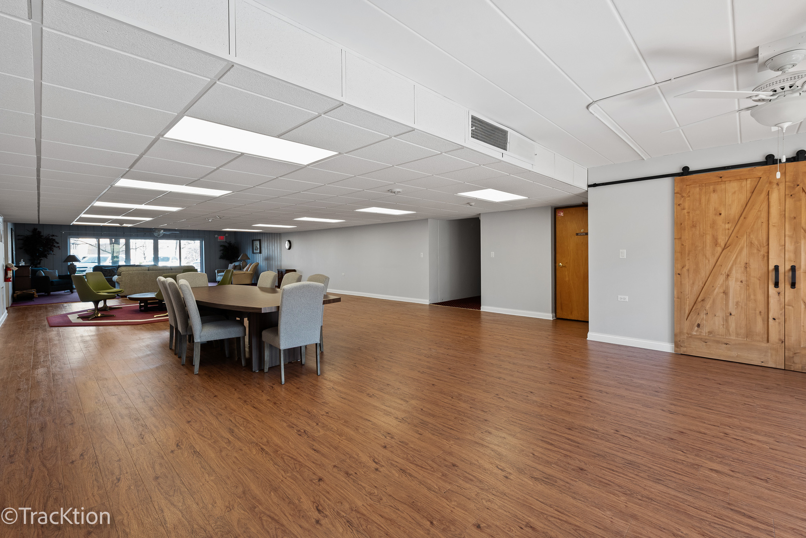 5300 Walnut Avenue Unit: 7C