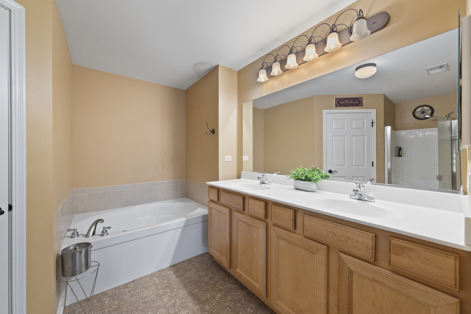 1425 Hidden Grove Circle Unit: 1425