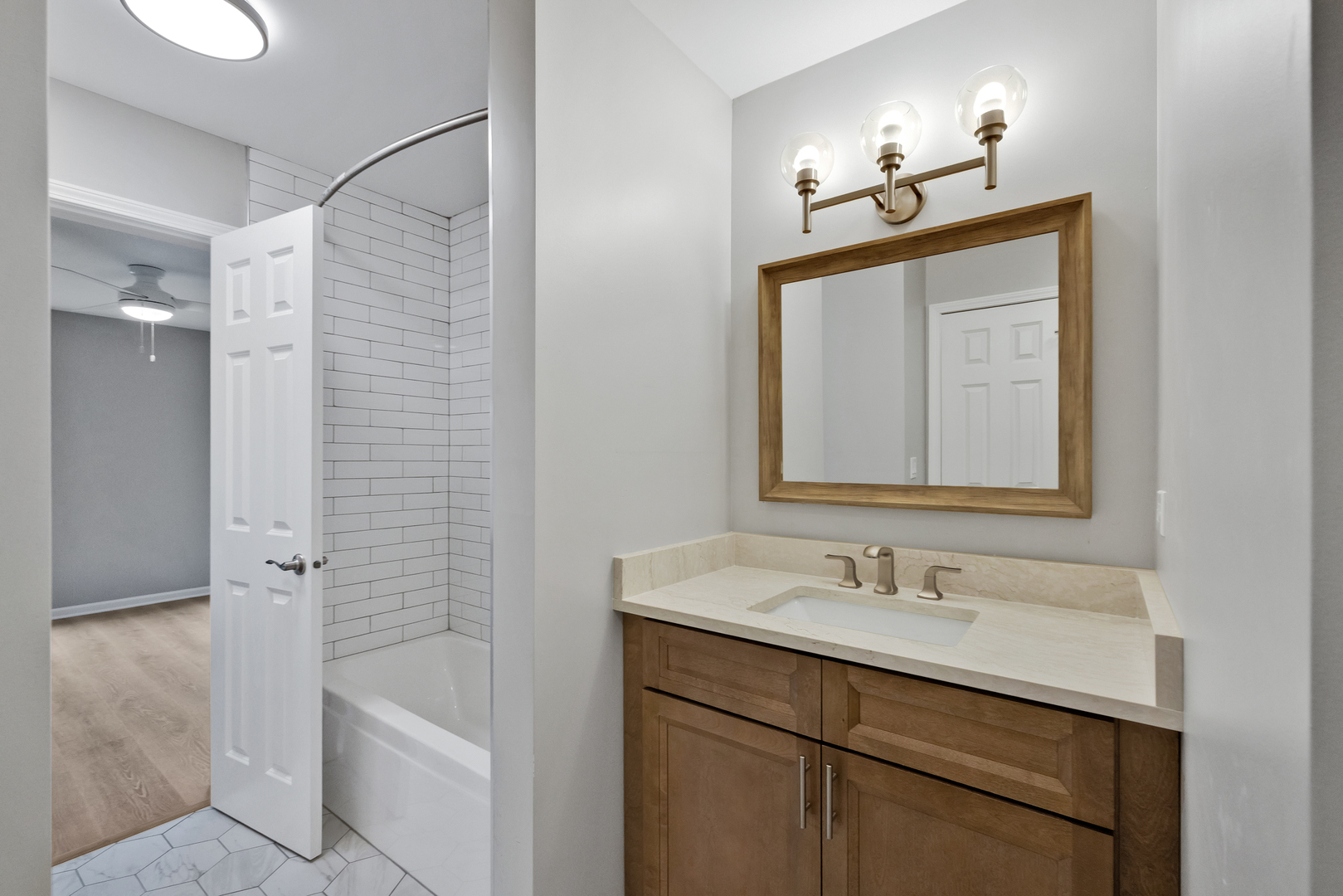 0N115 Windermere Road Unit: 2106