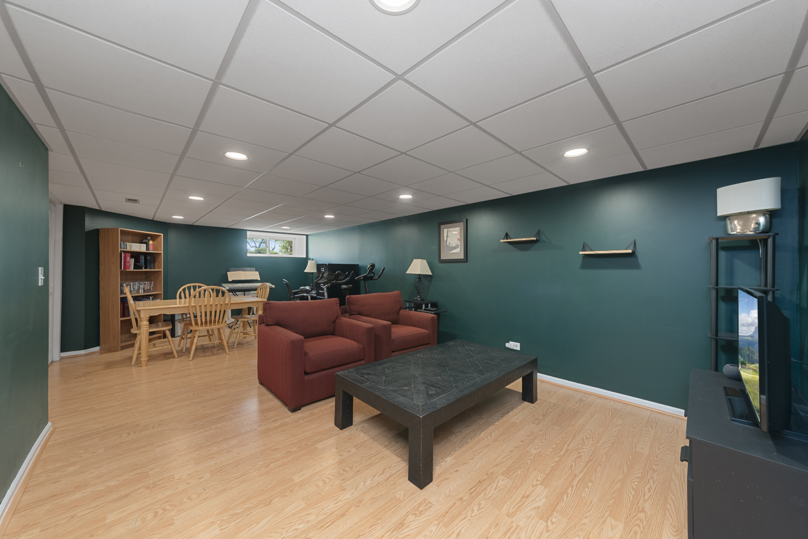 22W128 Butterfield Road