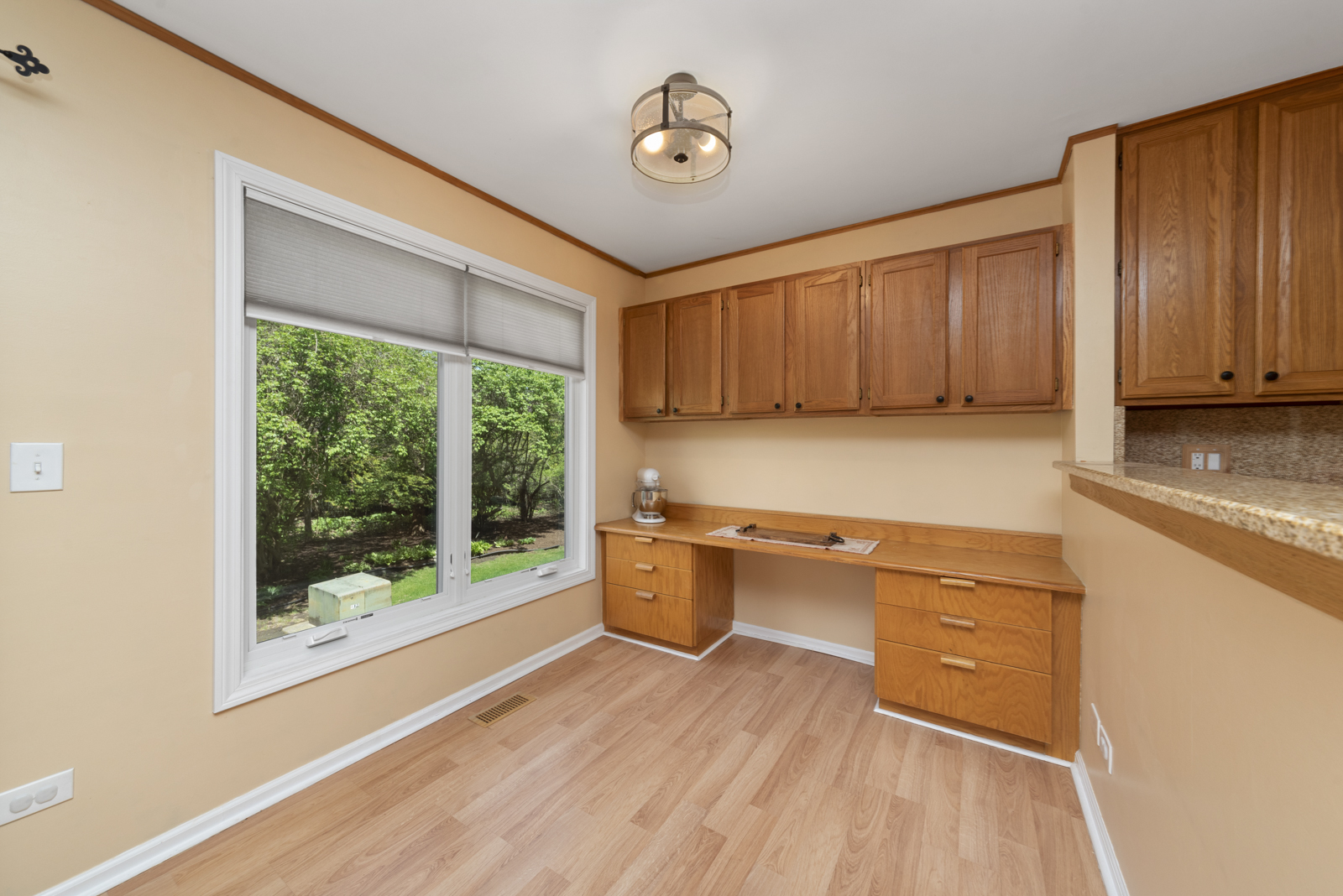 22W128 Butterfield Road