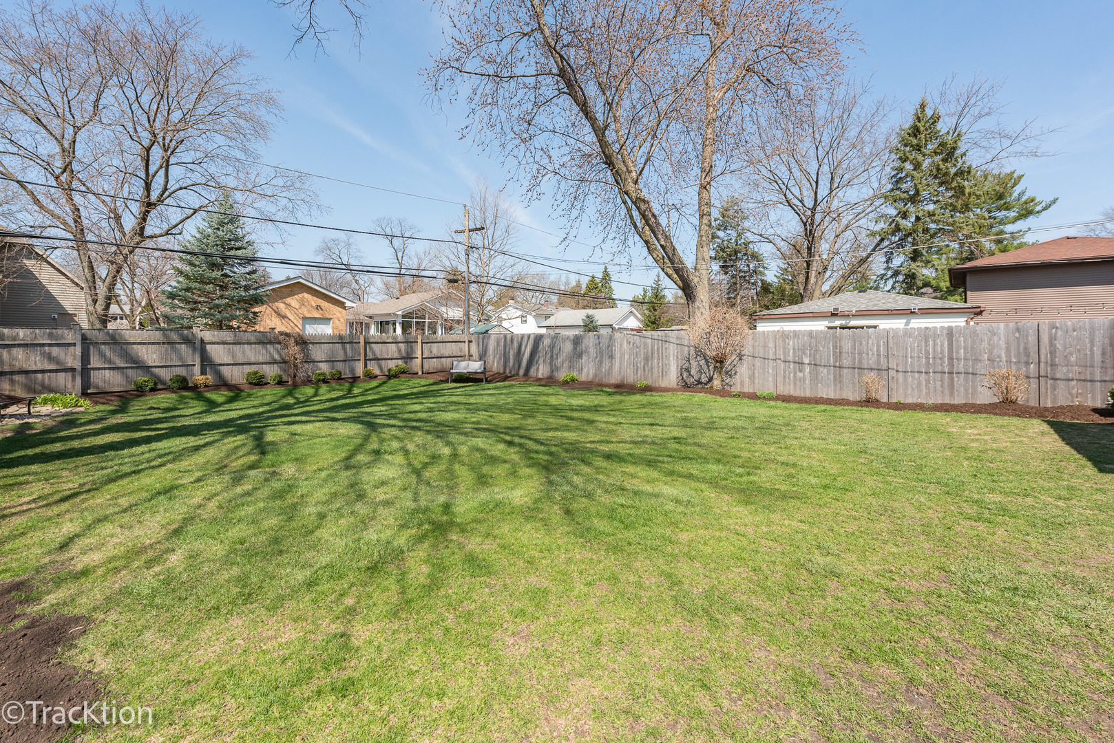 3946 Elm Street
