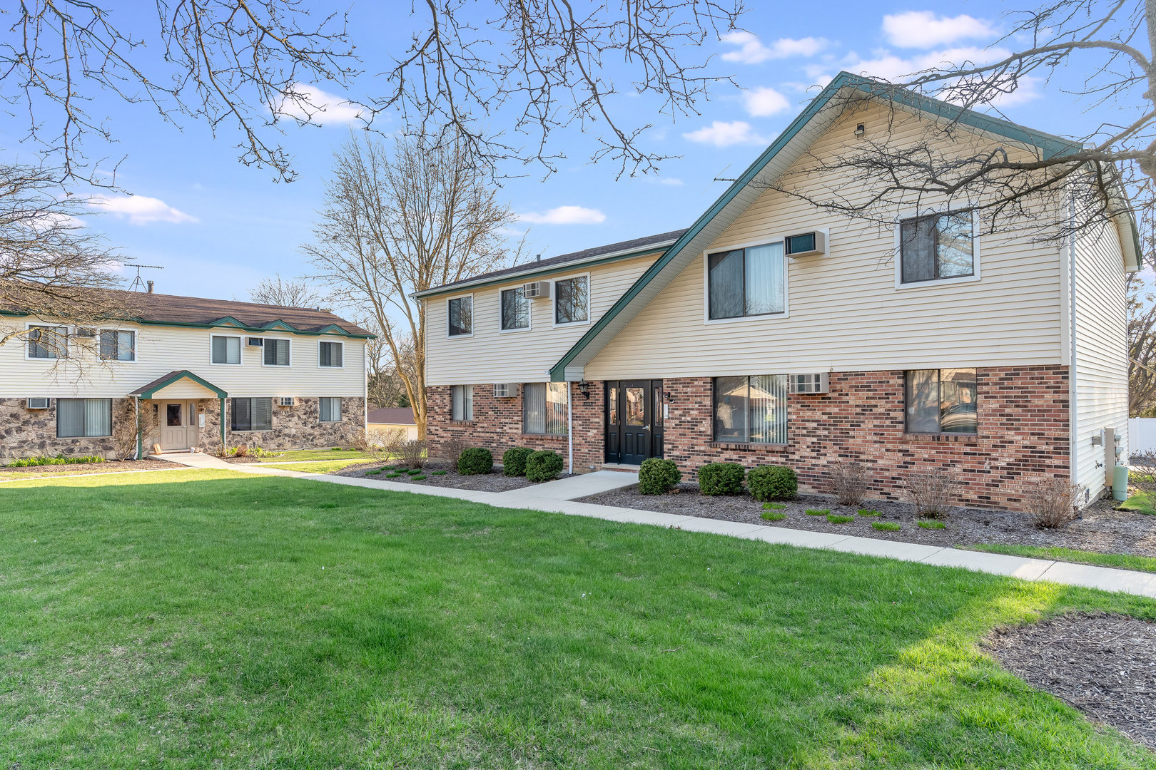 8332 Oak Leaf Drive Unit: 1603