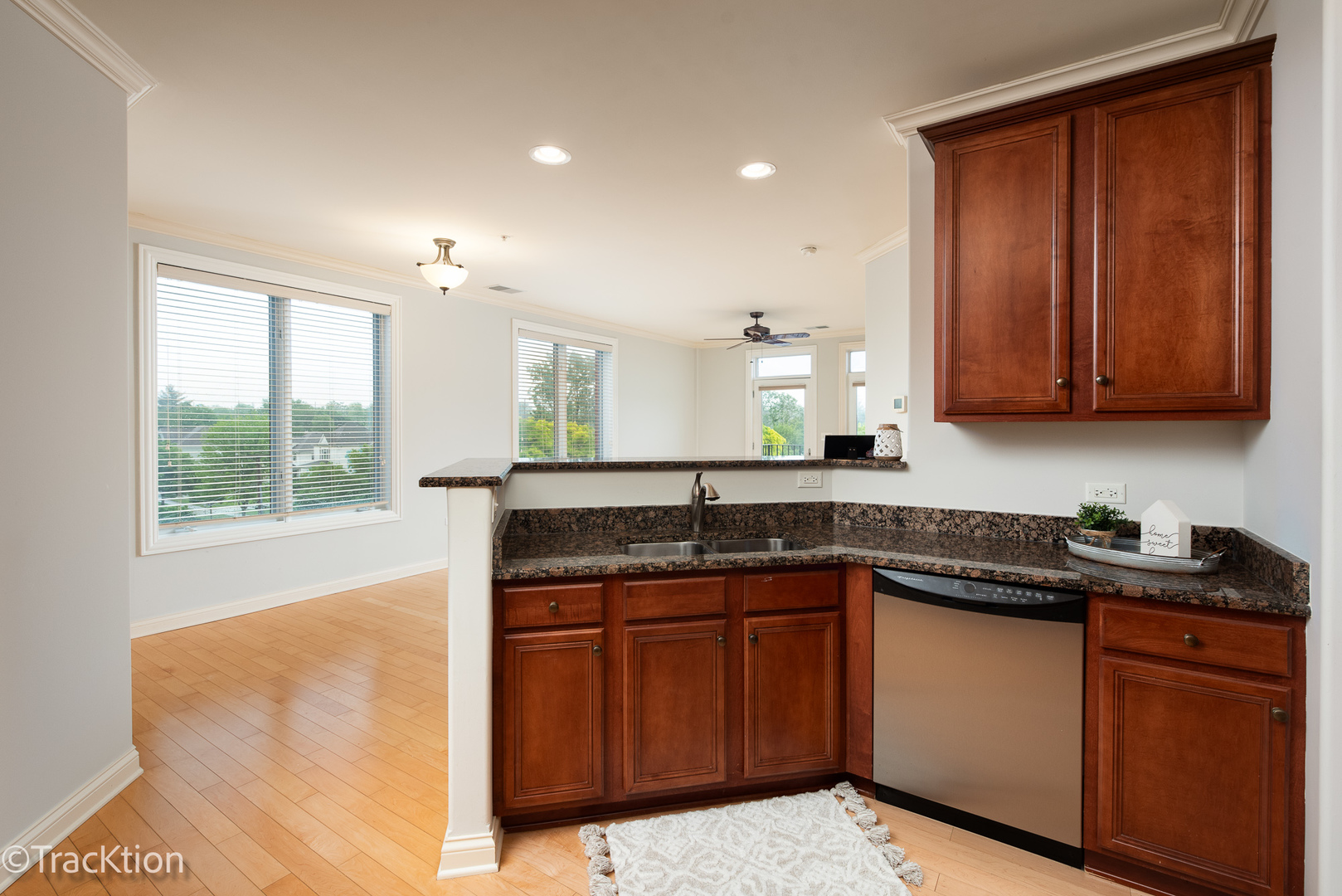 229 S MAIN Street Unit: 3D