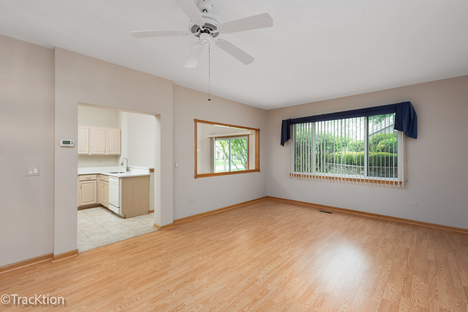 21255 W Crimson Court