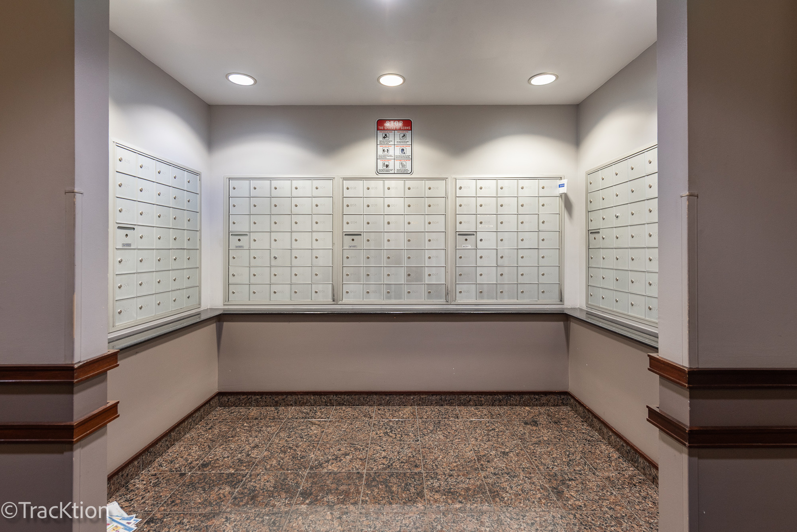 2605 S Indiana Avenue Unit: 809