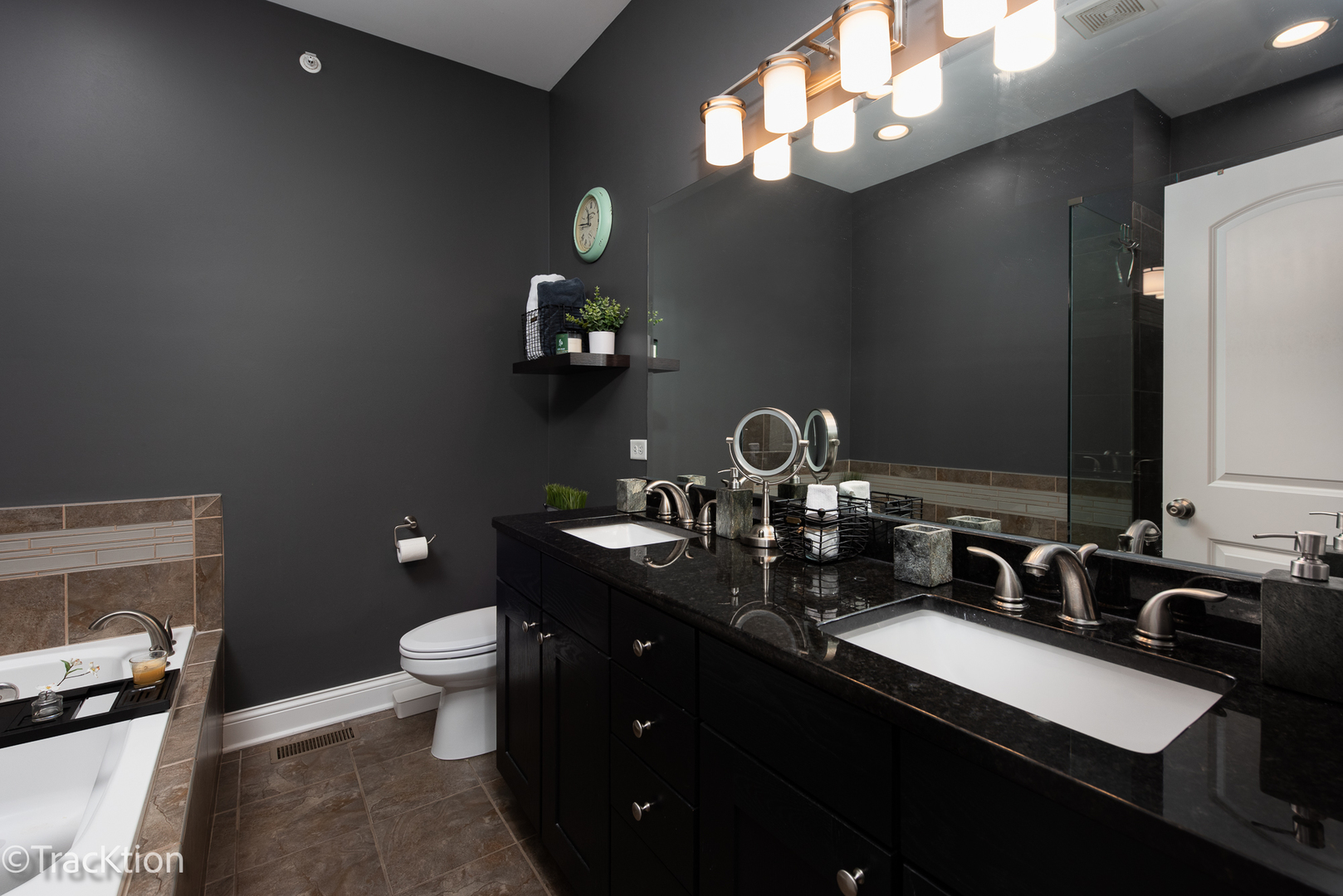 922 Warren Avenue Unit: 103