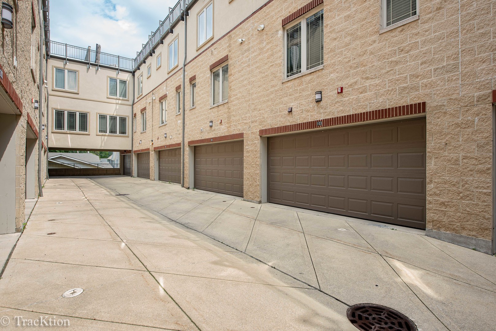 922 Warren Avenue Unit: 103