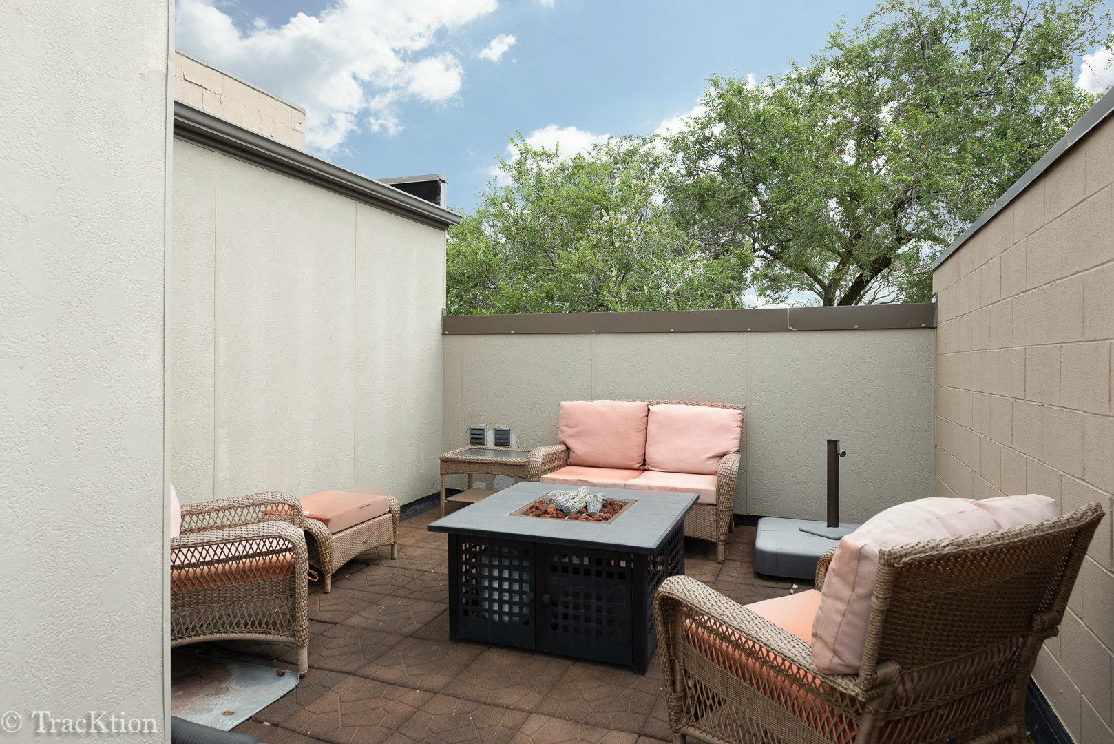 922 Warren Avenue Unit: 103