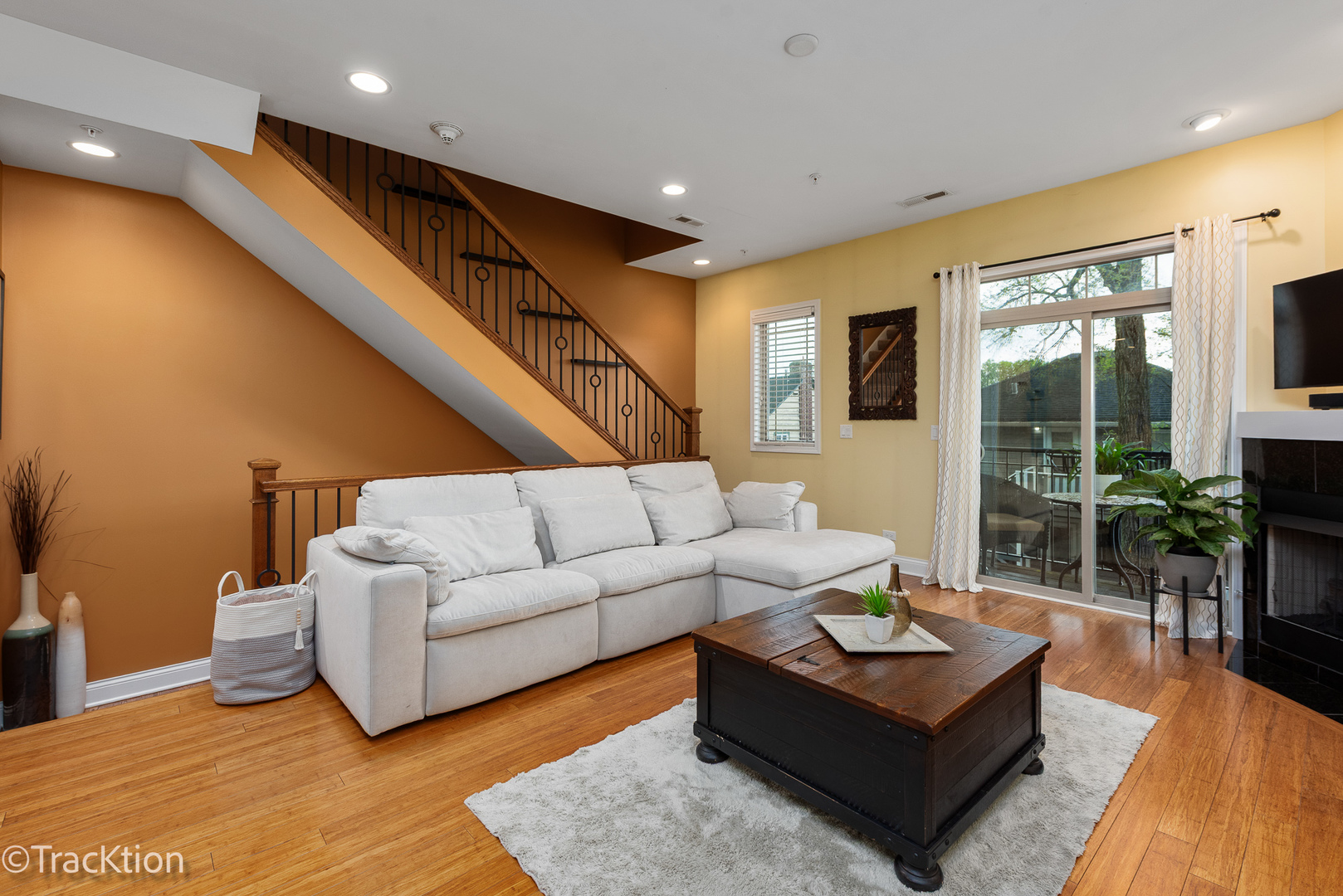 922 Warren Avenue Unit: 103