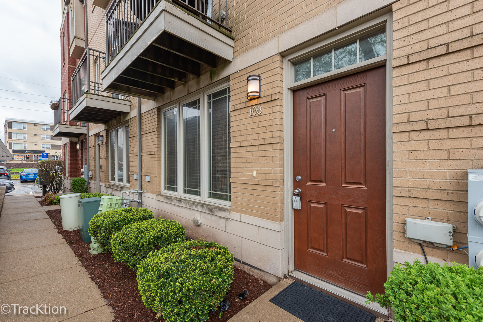 922 Warren Avenue Unit: 103