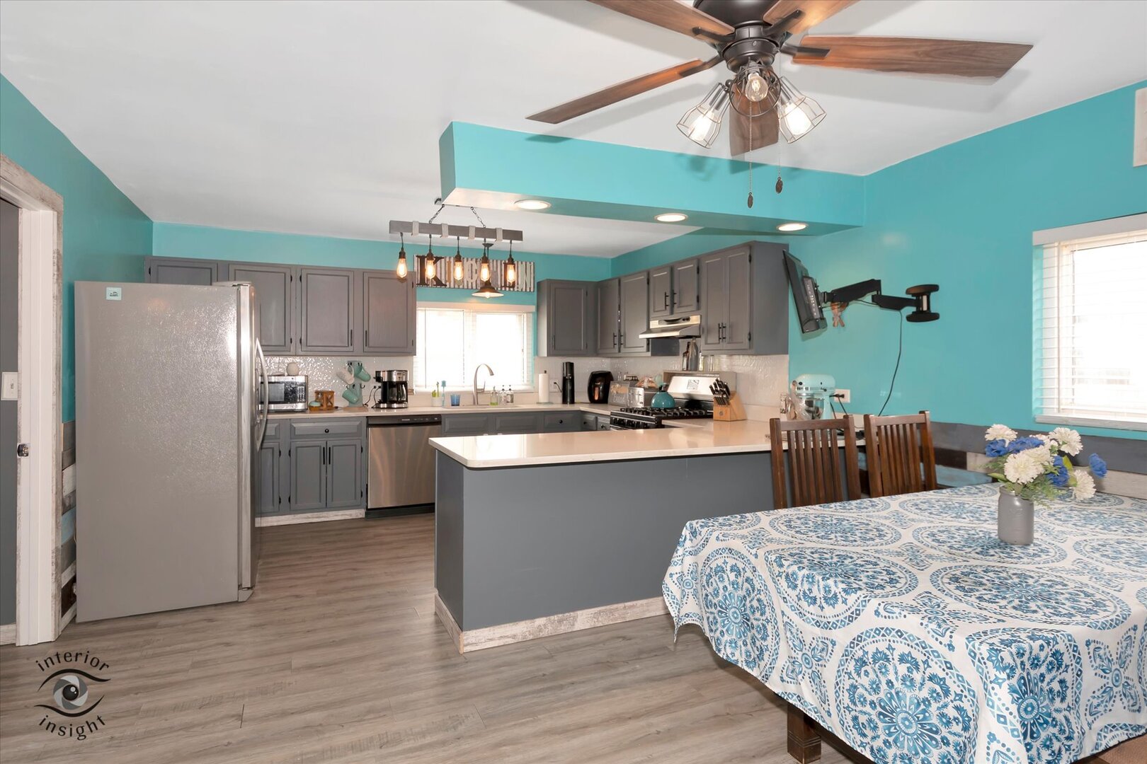 7331 W 74th Street