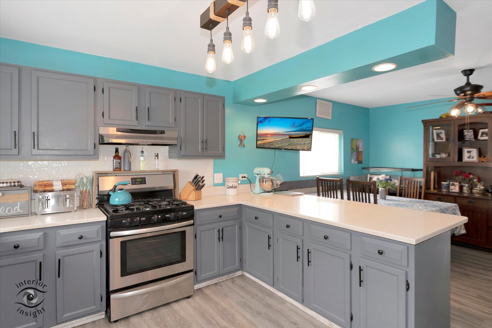 7331 W 74th Street