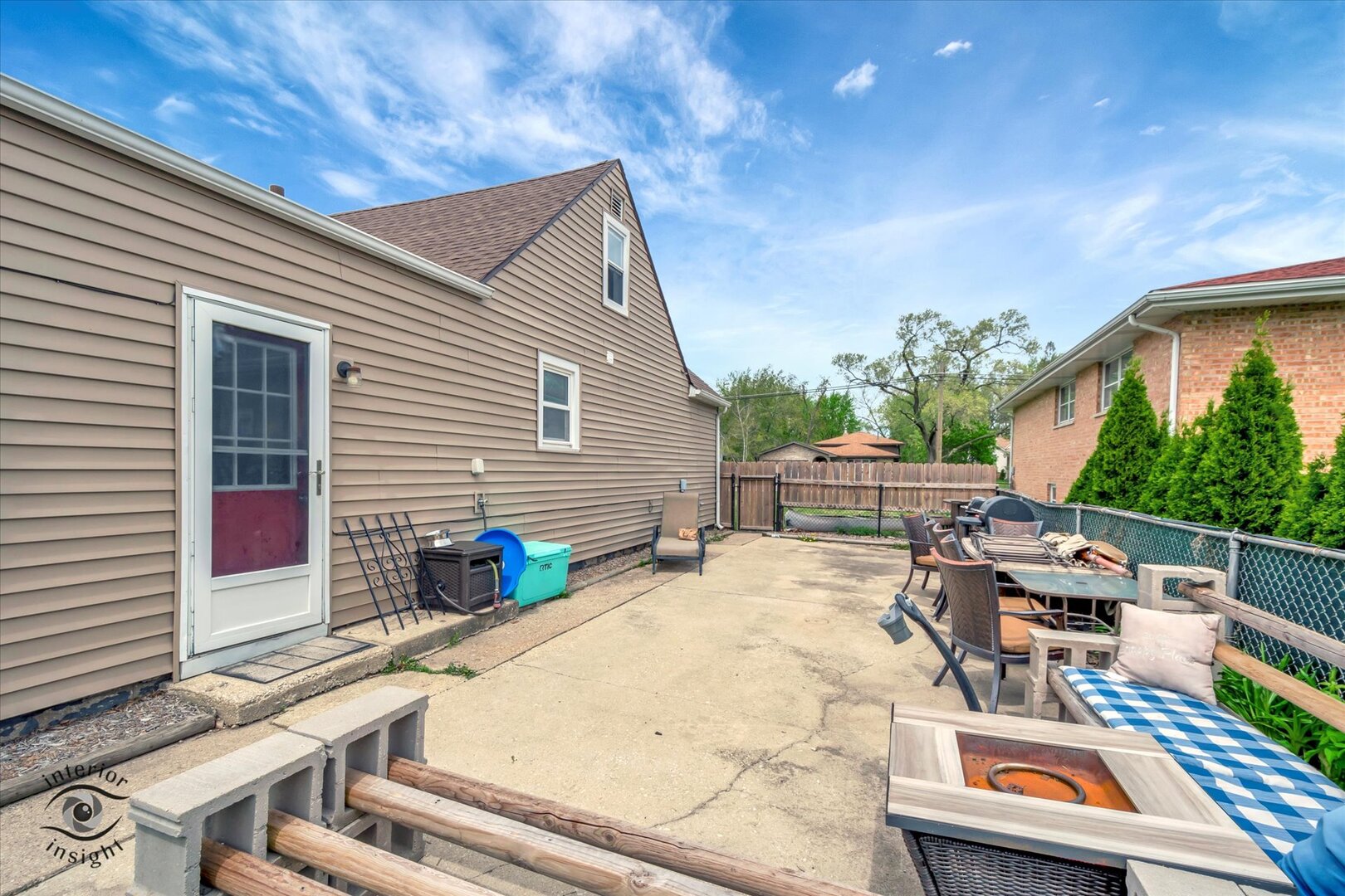 7331 W 74th Street