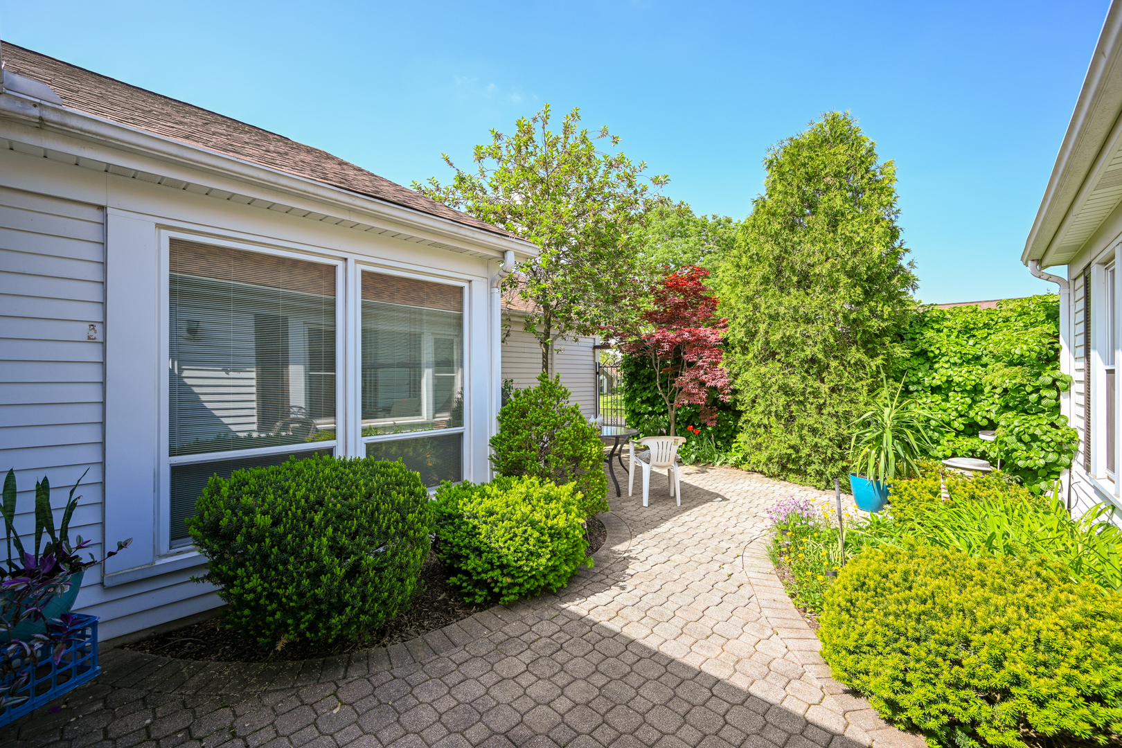938 Dartmouth Drive