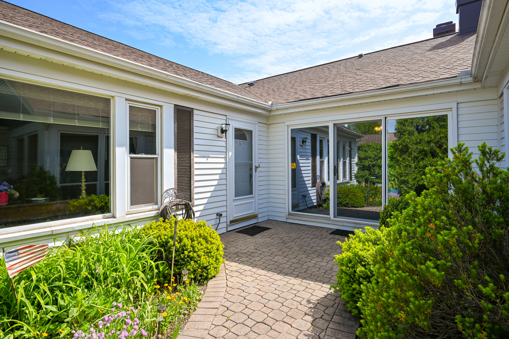 938 Dartmouth Drive