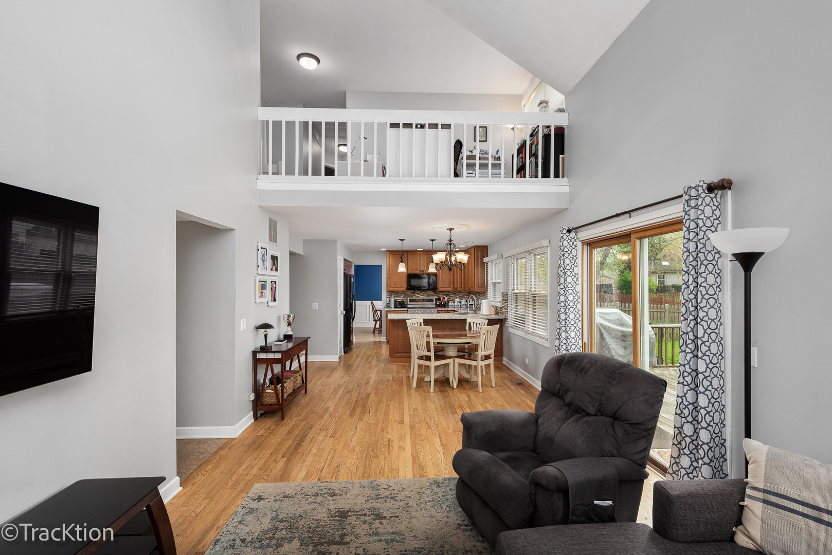 27W137 Chestnut Lane