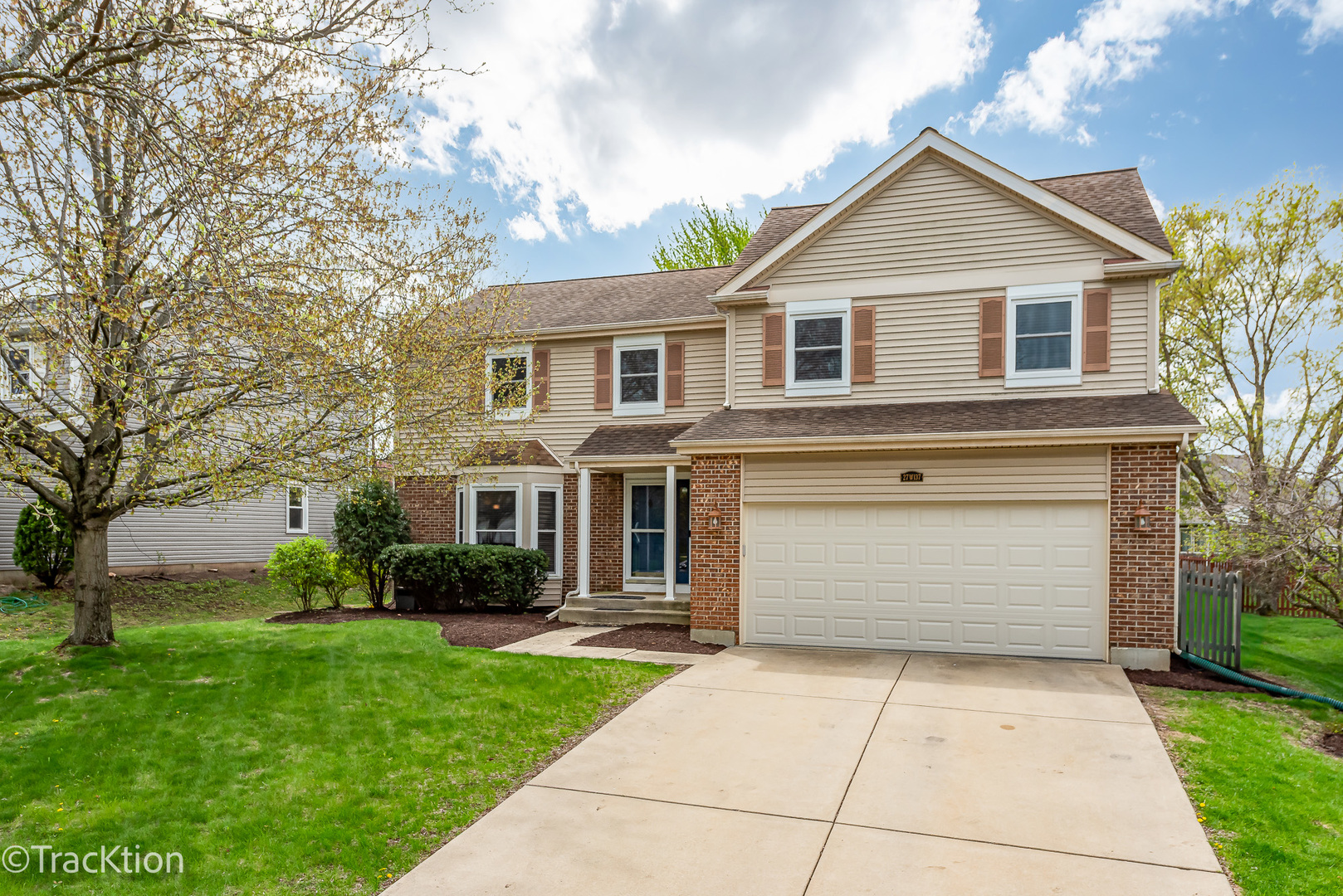 27W137 Chestnut Lane