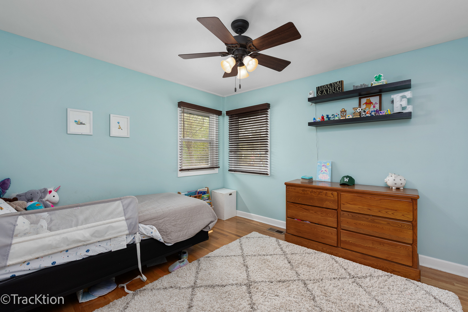 27W137 Chestnut Lane