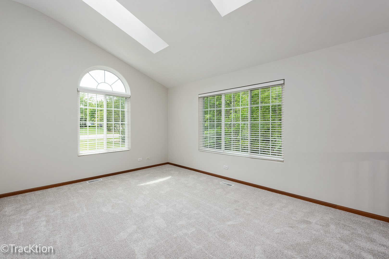 2424 Dawson Lane