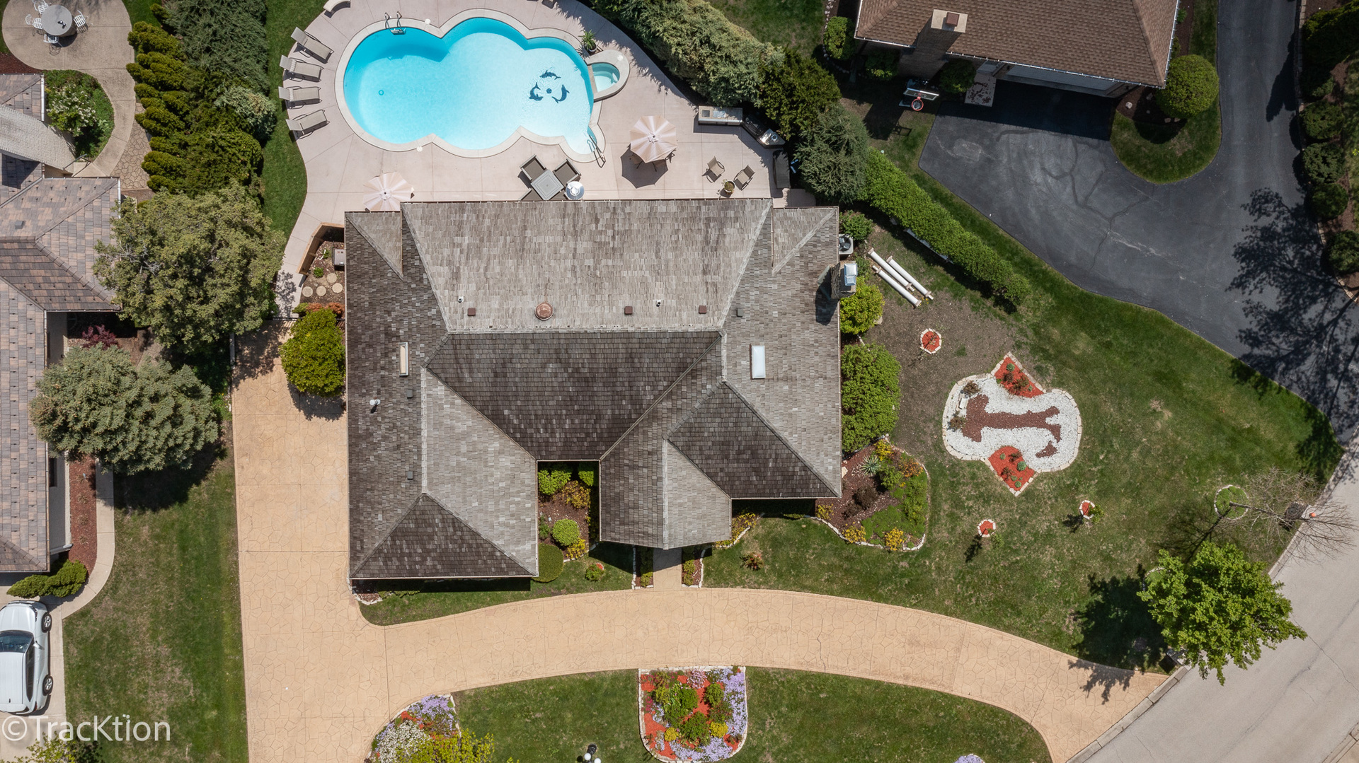 609 Ridgewood Court